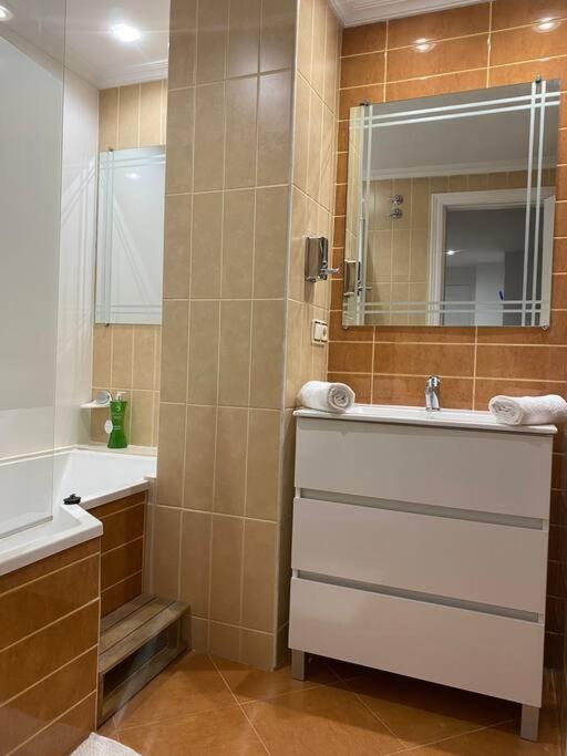 Apartamento Cerca De La Playa ساليناس المظهر الخارجي الصورة